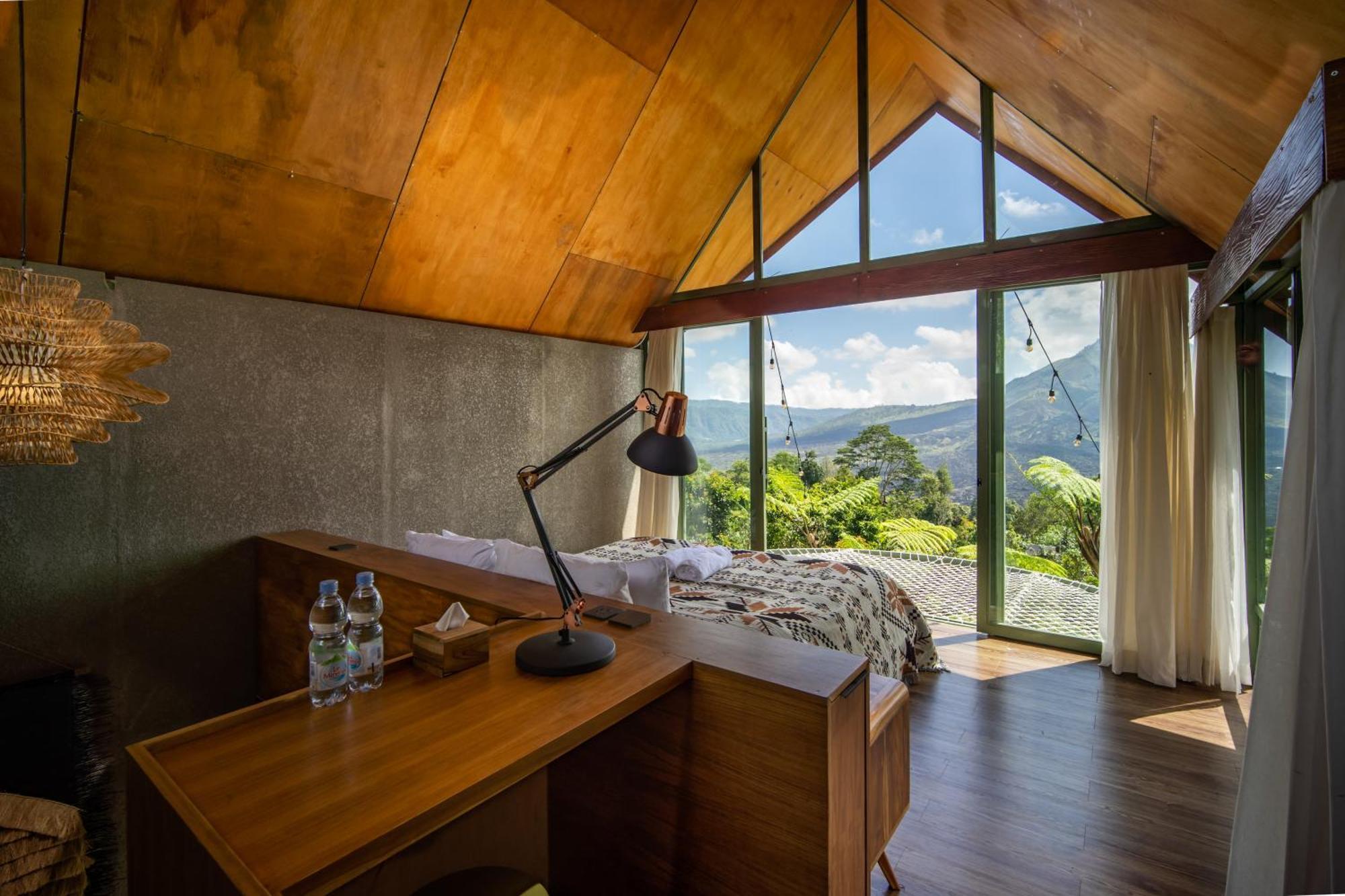 Black Wood Cabin Kintamani Exterior foto